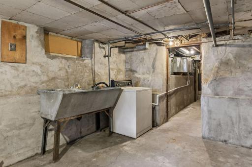 933 Ramsey Street - Spacecrafting - 0034.jpg