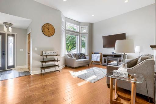 2358 Holly Ave N - Web Quality - 016 - 12 Family Room.jpg
