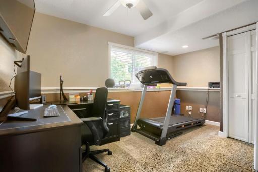 2358 Holly Ave N - Web Quality - 011 - 07 Office.jpg