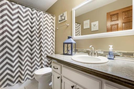 2358 Holly Ave N - Web Quality - 021 - 17 Primary Bathroom.jpg