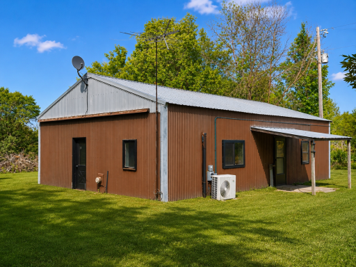 8996 Saint Croix Trail, North Branch, MN 55056