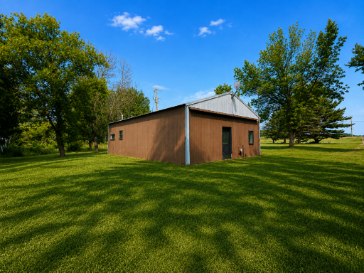 8996 Saint Croix Trail, North Branch, MN 55056