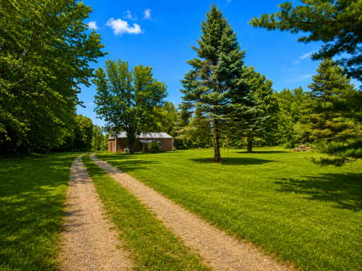 8996 Saint Croix Trail, North Branch, MN 55056
