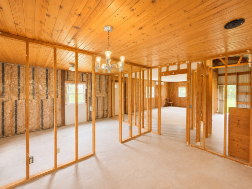 8996 Saint Croix Trail, North Branch, MN 55056