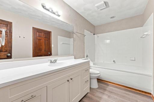 22-web-or-mls-DSC05458.jpg
