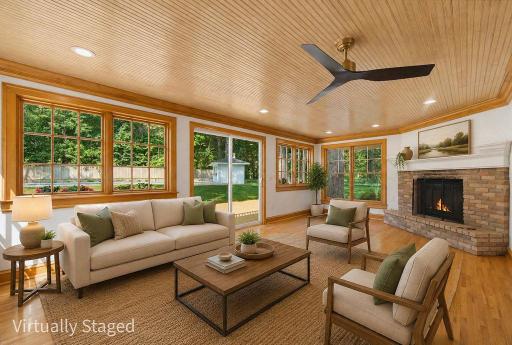 11_VirtualStage_03_Family_Room.jpg