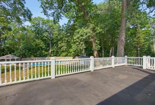 18_Photo_61_Upper_Deck.jpg