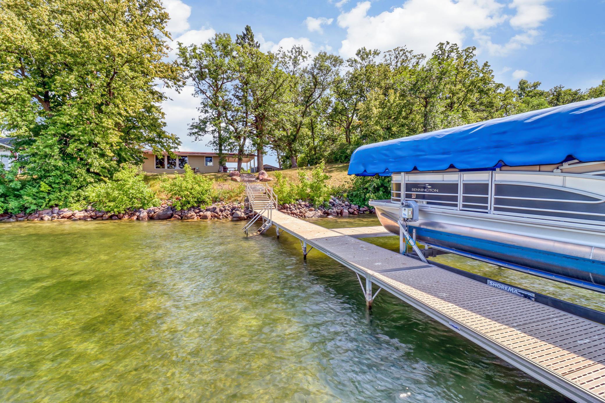 Exterior_Lake1_2.jpg