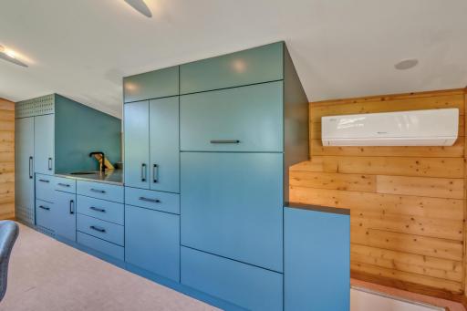 Guesthouse_Kitchen1_1.jpg