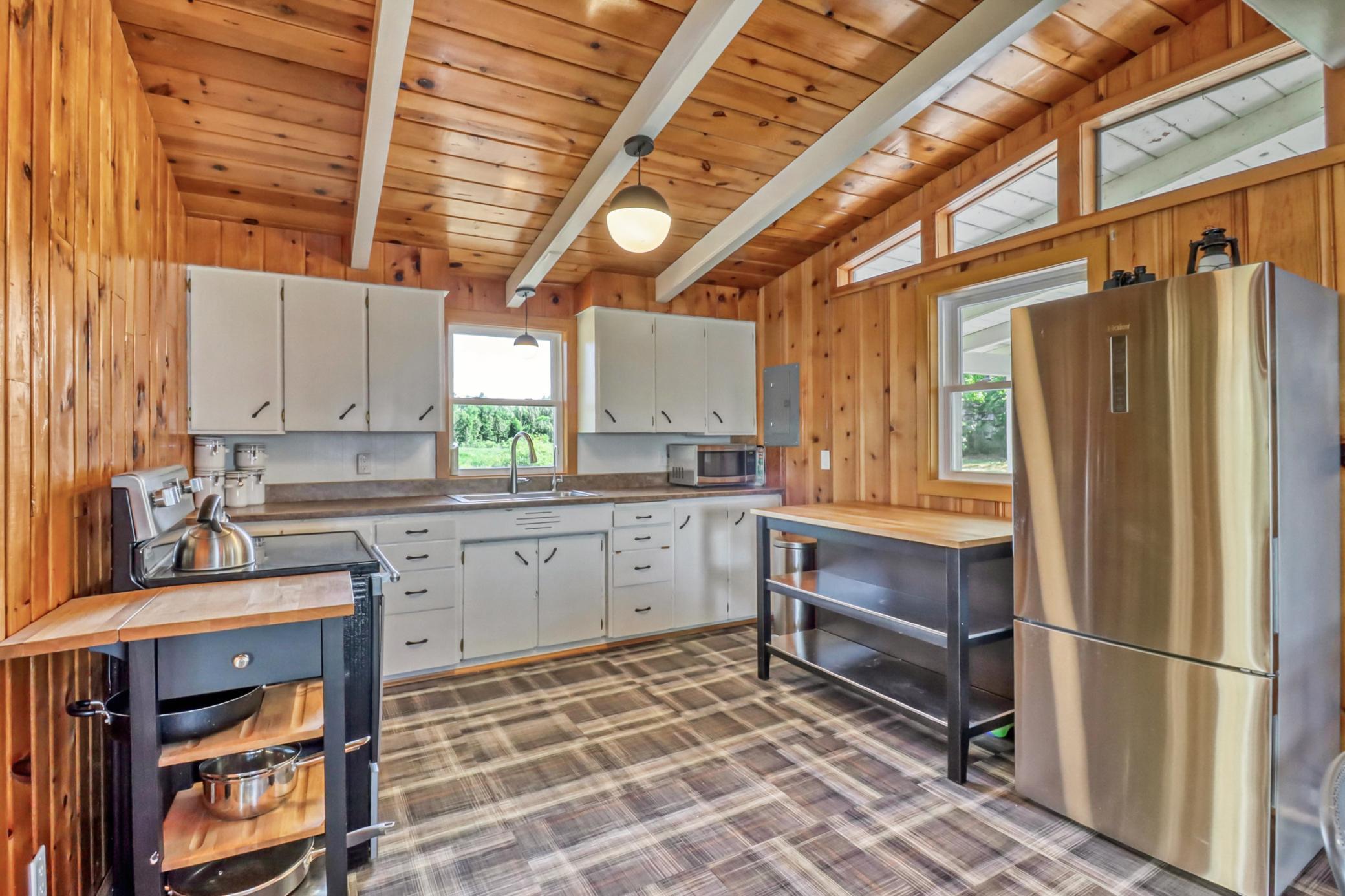 Kitchen1_1.jpg