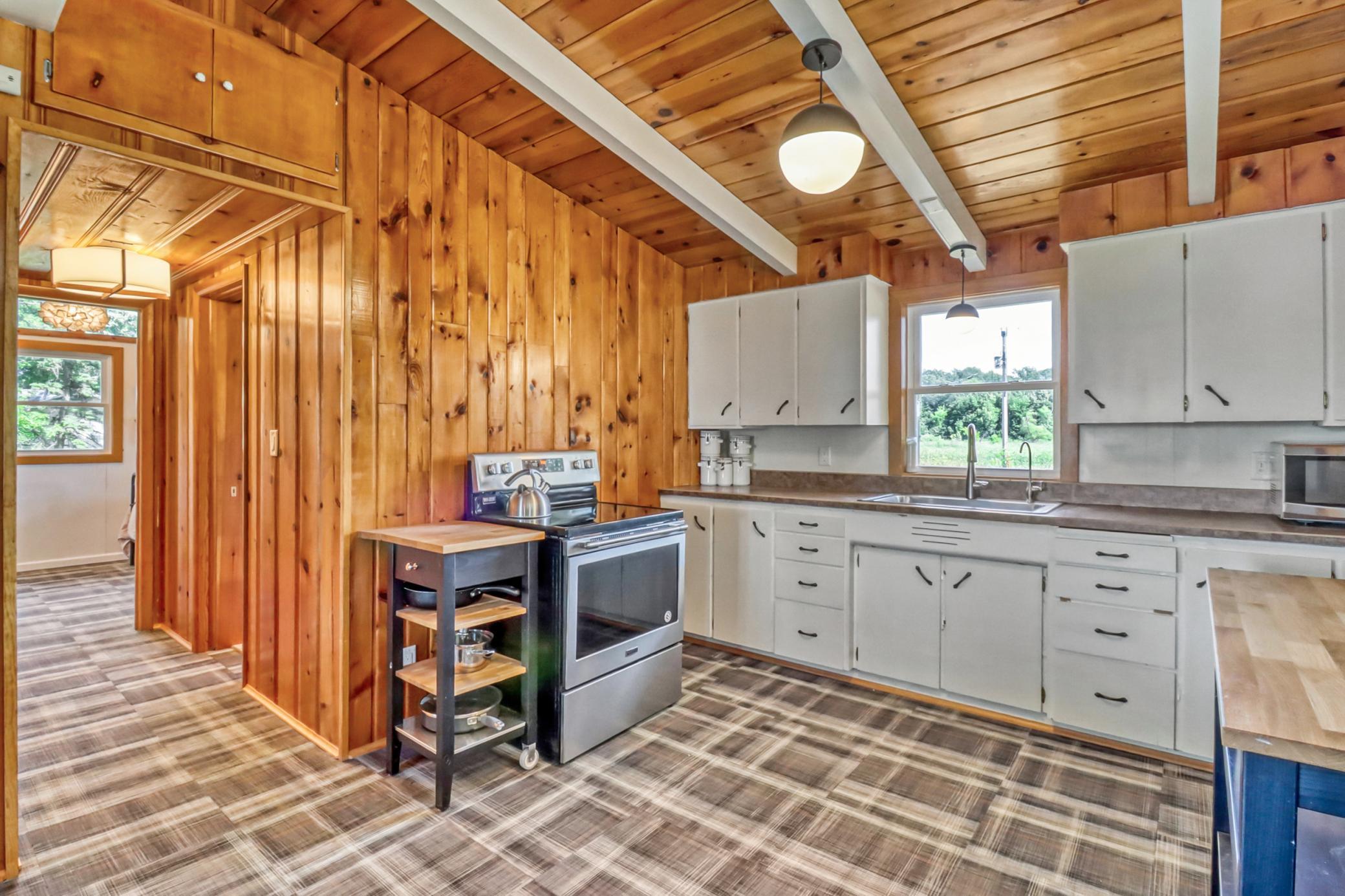 Kitchen1_6.jpg