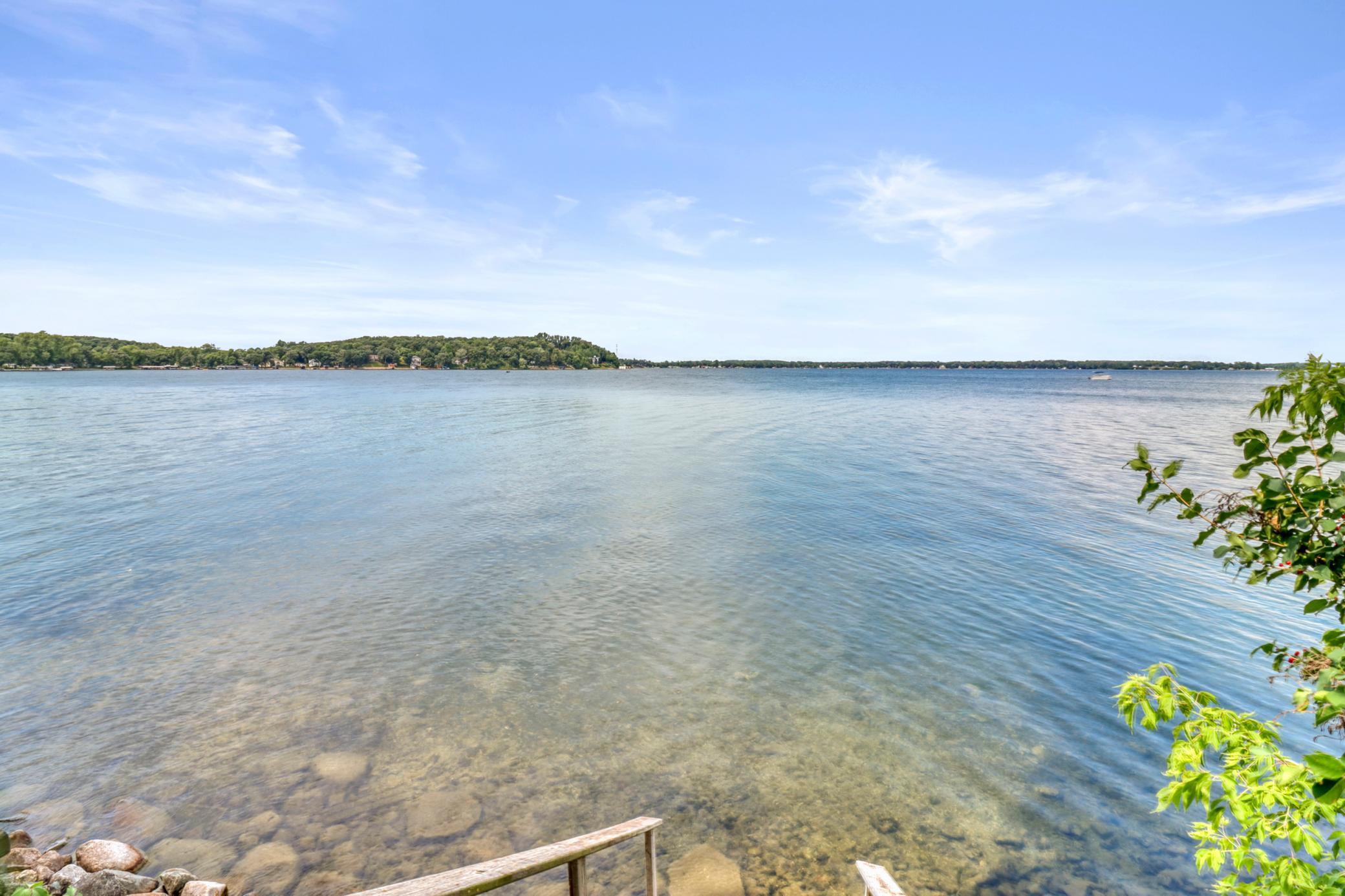 Lake1_2.JPG