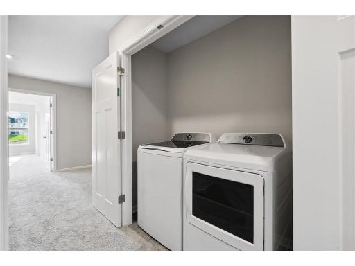 Upper laundry