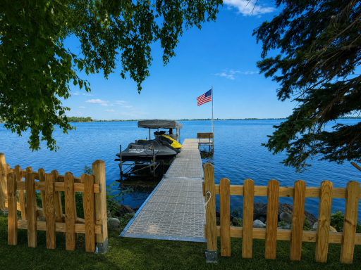 Lake1.PNG