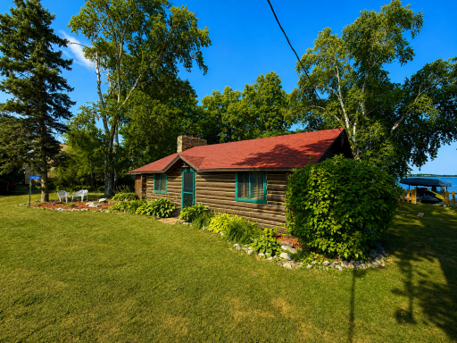 Cabin 1.PNG