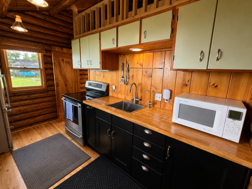 Kitchen1.png