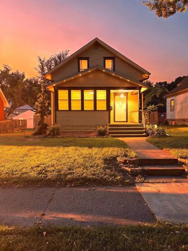 2619 James Avenue N, Minneapolis, MN 55411
