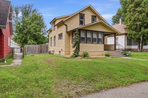 2619 James Avenue N, Minneapolis, MN 55411