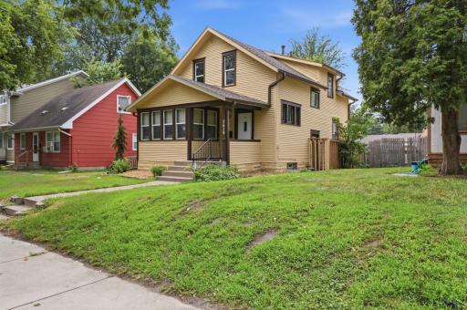 2619 James Avenue N, Minneapolis, MN 55411