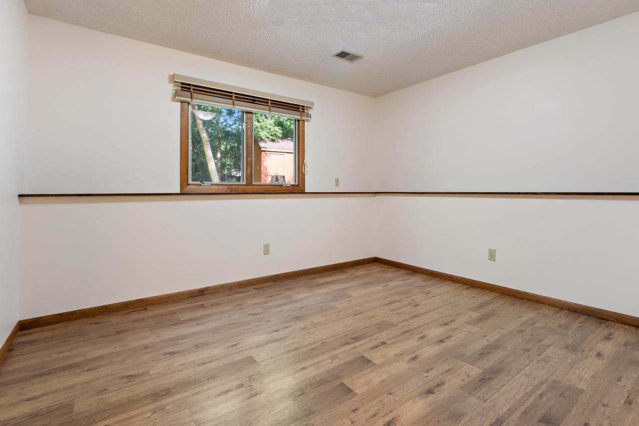 Fifth bedroom (lower-level).