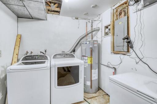 105 6th Street, Christine, ND 58015