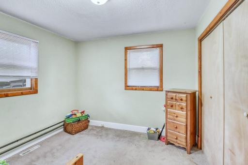 105 6th Street, Christine, ND 58015