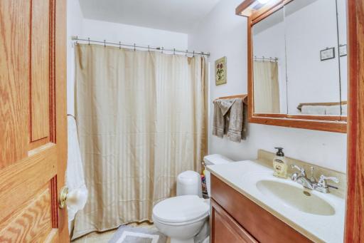 105 6th Street, Christine, ND 58015