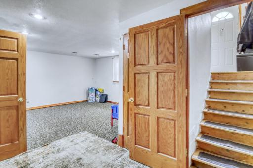 105 6th Street, Christine, ND 58015
