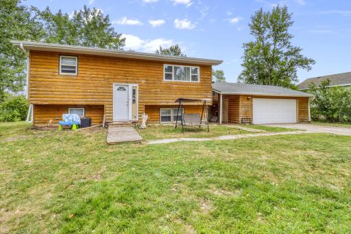 105 6th Street, Christine, ND 58015