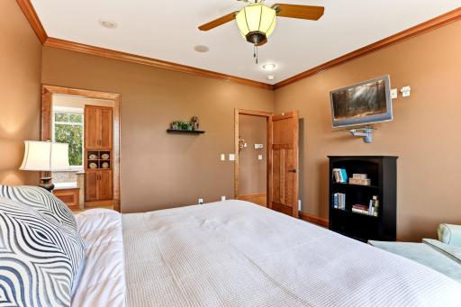 1782 Fallbrooke Drive, Hastings, MN 55033