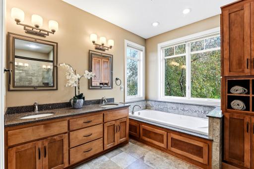 1782 Fallbrooke Drive, Hastings, MN 55033