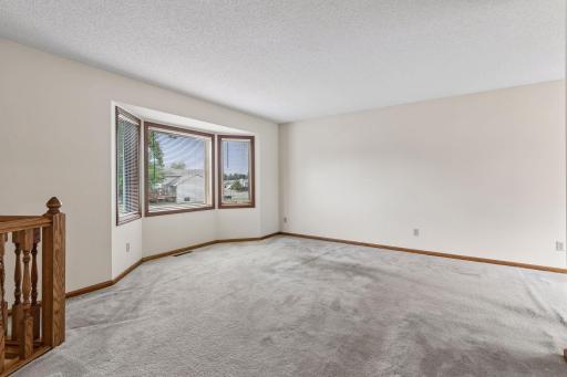 972 Pointe Way, Eagan, MN 55123