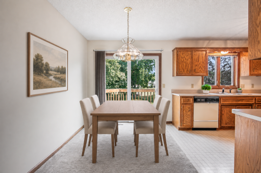 972 Pointe Way, Eagan, MN 55123
