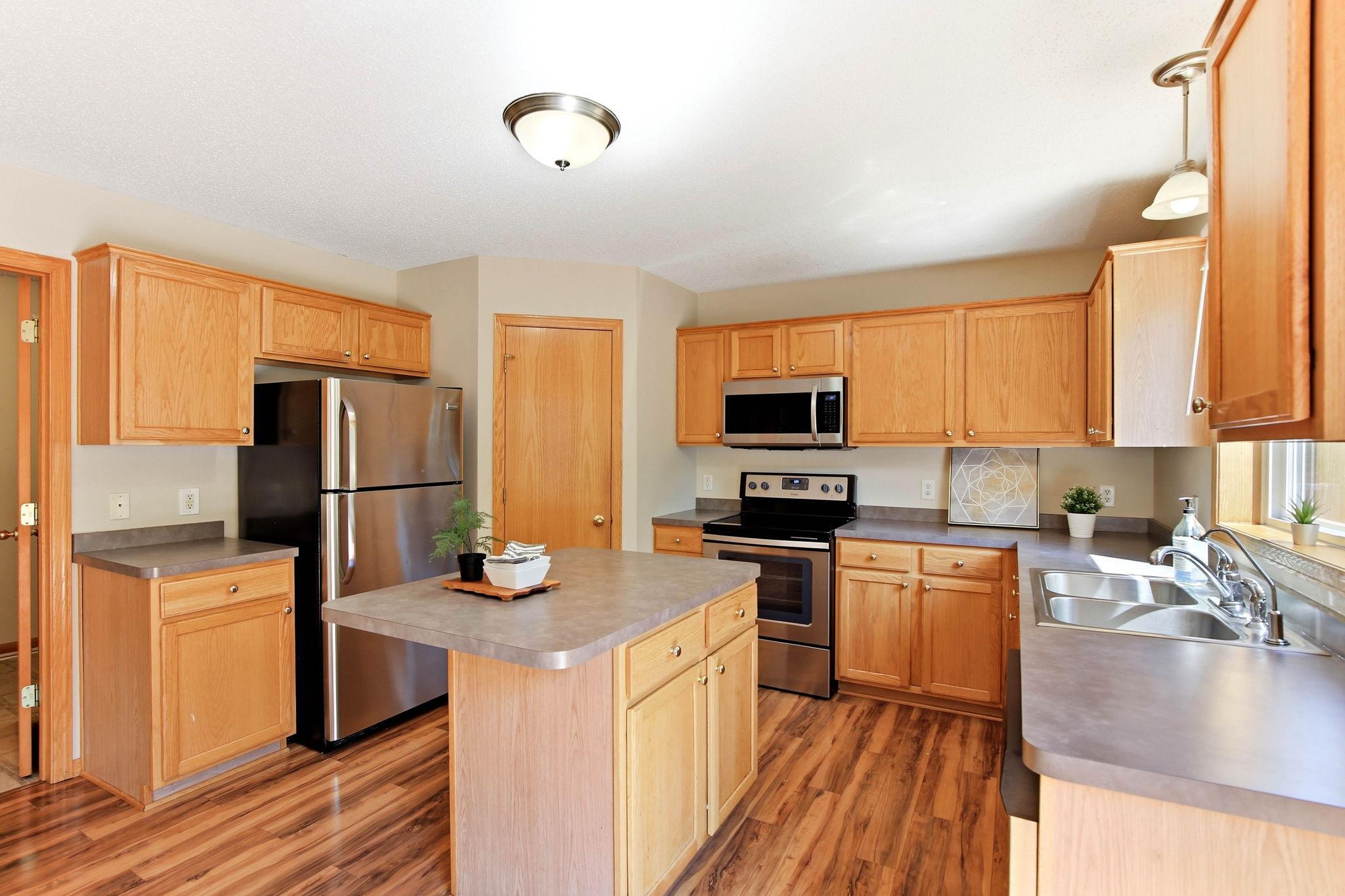 STAINLESS STEAL APPLIANCES