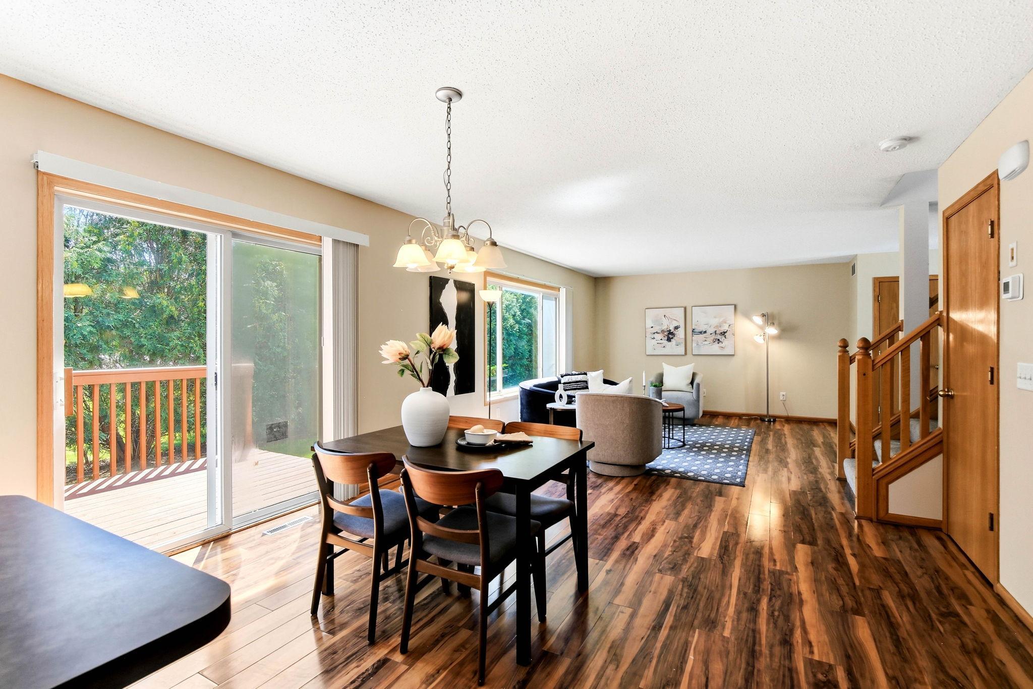 DINNING ROOM
