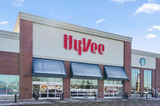Hyvee- Area Attraction just 6 short minutes away!