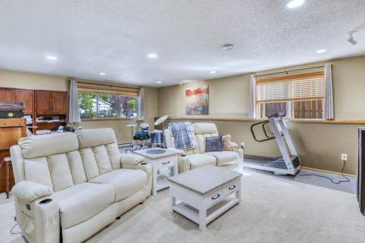 Basement1_4 (1).JPG