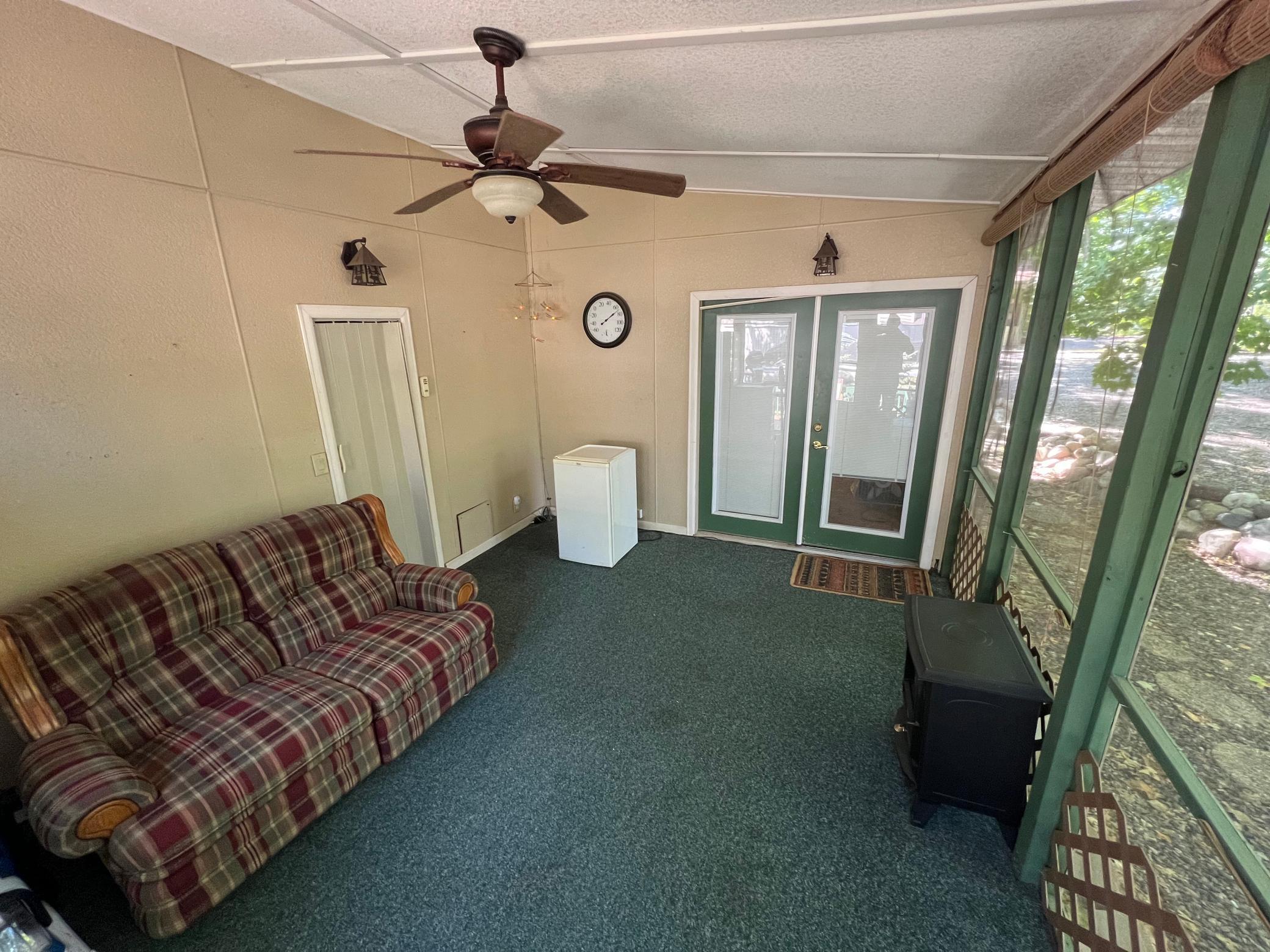Attached Screen Porch