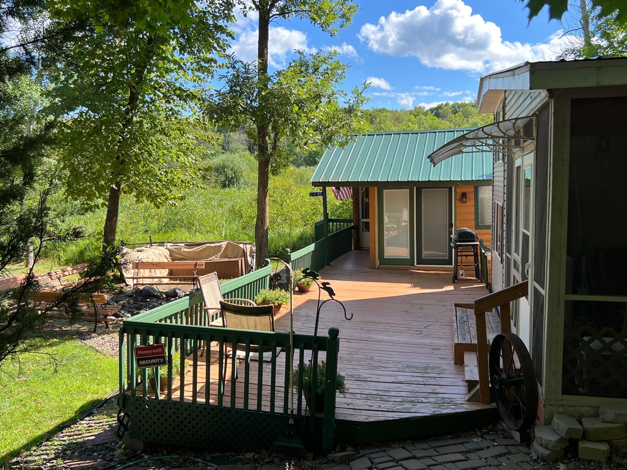 Private Deck