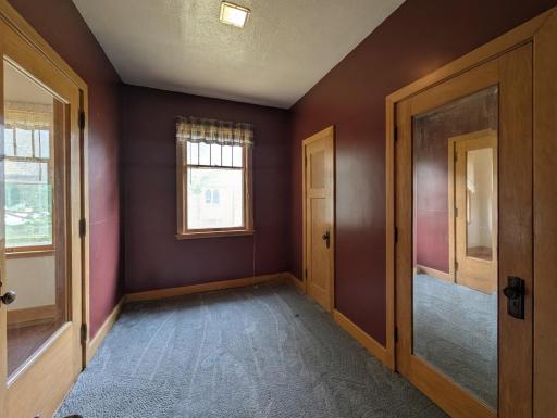 307 Saint Olaf Avenue N, Canby, MN 56220