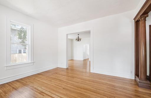 891 Hudson Road, Saint Paul, MN 55106