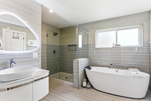 36-web-or-mls-356-144th-Ave-NW-35.jpg