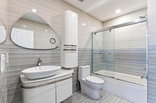 52-web-or-mls-356-144th-Ave-NW-51.jpg