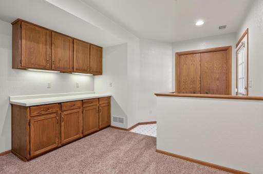 2277 Moreland Court E, Maplewood, MN 55119