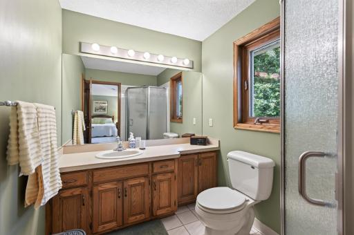 Private, primary ensuite-the most ideal floorplan