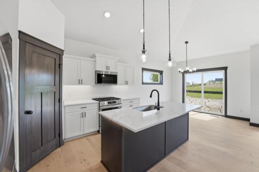 909 Acorn Court, Hudson, WI 54016