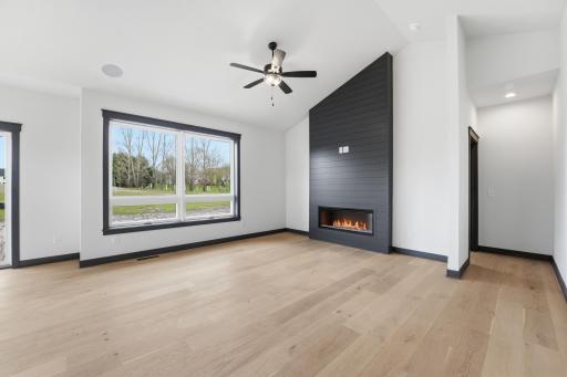 909 Acorn Court, Hudson, WI 54016