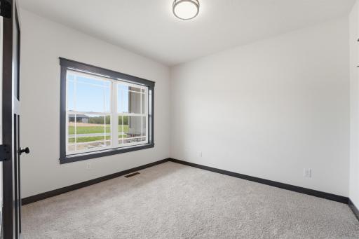 909 Acorn Court, Hudson, WI 54016