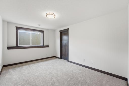 909 Acorn Court, Hudson, WI 54016