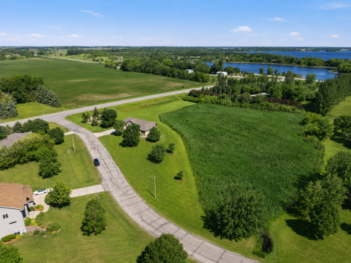126 57th Avenue NE, Willmar, MN 56201